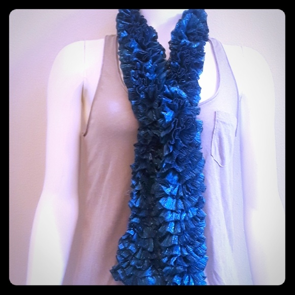 diyhunnies Accessories - Ribbon ruffle scarf
